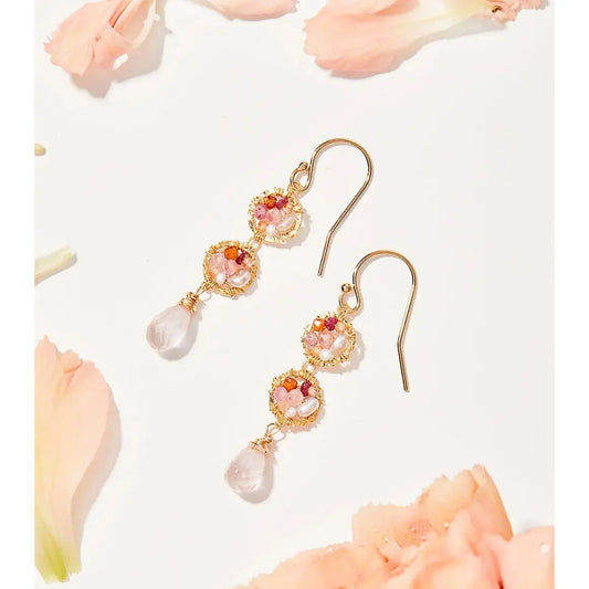 Double dot earrings in peach