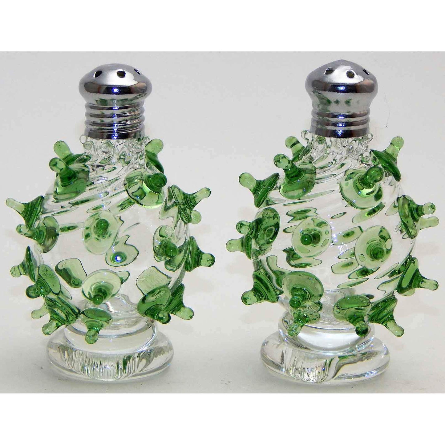 Four Sisters Art Glass Green Poking Ball Blown Glass Salt and Pepper Shaker 201 Artistic Glass Salt and Pepper Shakers