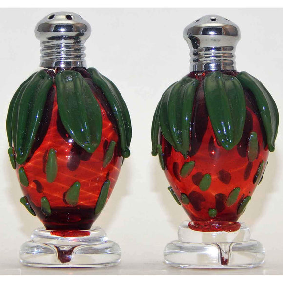 Four Sisters Art Glass Strawberry Blown Glass Salt and Pepper Shaker 210 Artistic Glass Salt and Pepper Shakers