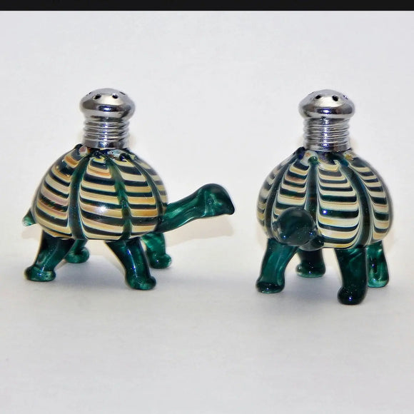 Four Sisters Art Glass Tortoise 274 Salt and Pepper Shaker Artistic Glass Salt and Pepper Shakers