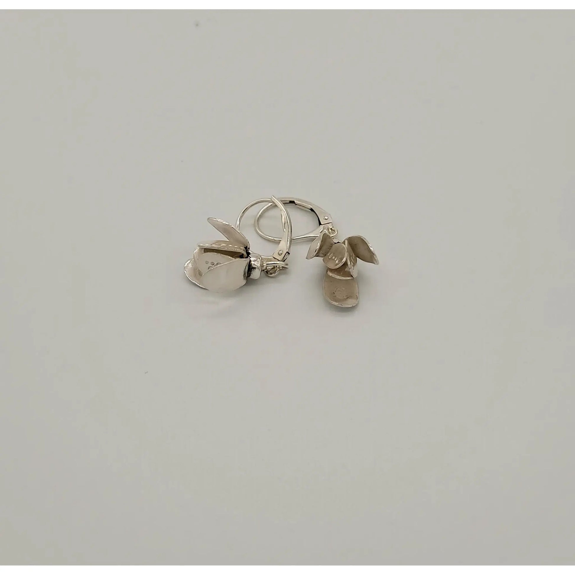 Silver Garden Designs Sterling Silver Snowdrops Earrings E205s Artistic Artisan Designer Jewelry