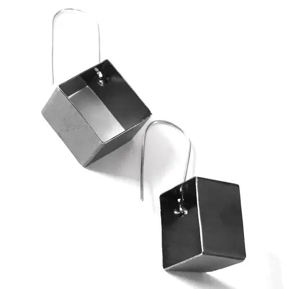 Votive Designs Jewelry 3D Diamonds Oxidized Sterling Silver Earrings 3DDE002 Artistic Artisan Designer Jewelry